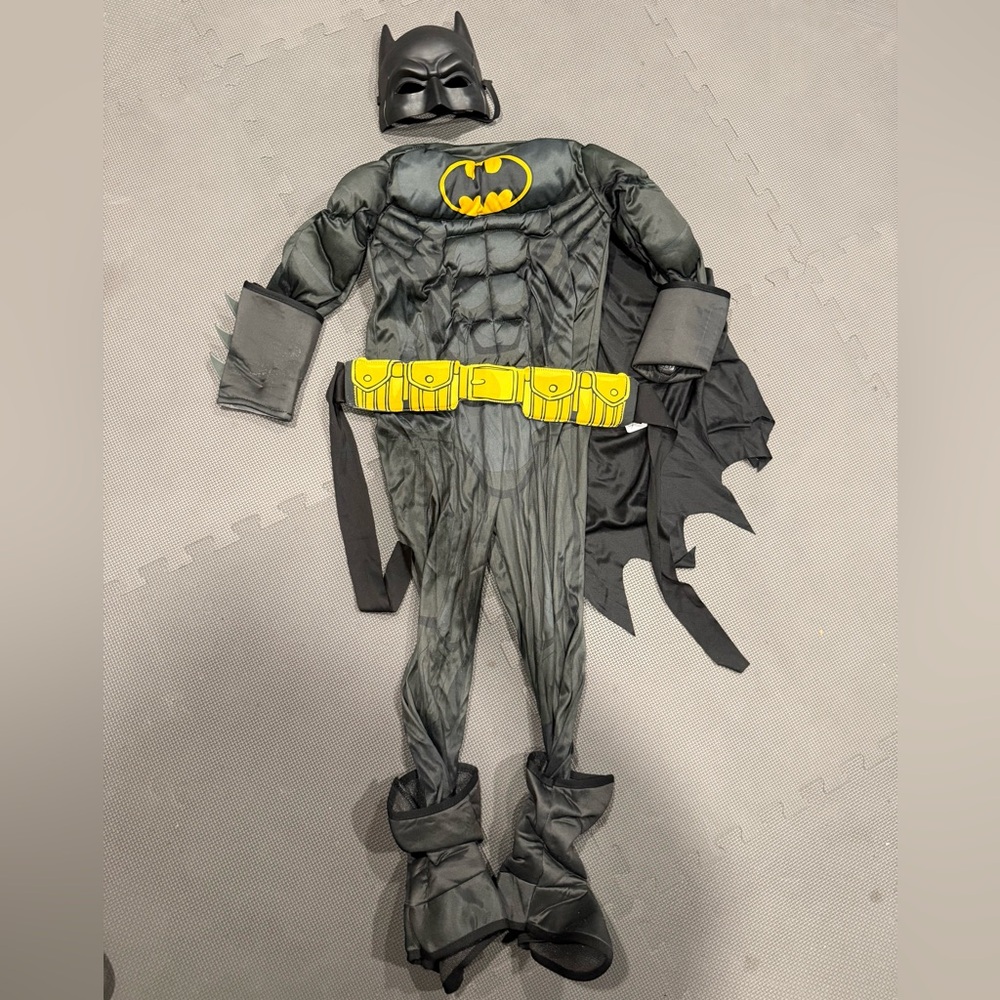 Kids Batman Costume with Cape